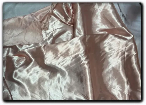 Vista 3 de New Star Fabrics Tela de satén de peso medio, 60 pulgadas de ancho, perfecta para vestidos de novia, disfraces y decoraciones elegantes, encanto