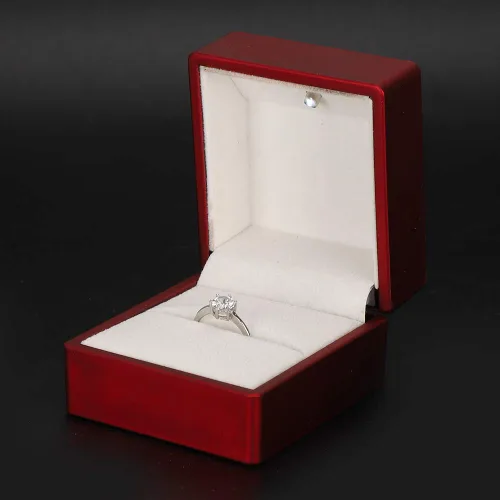 Vista 3 de Betued LED light ring box, ring box with LED light, fine workmanship in mini size jewelry display gift box for marriage proposal engagement(Red on