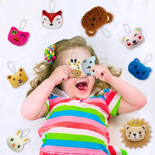 Vista 4 de XIPEGPA Juego de 30 juguetes de peluche de animales pequeños, llavero de juguete de peluche para recuerdos de fiesta, llavero adorno para bolsa