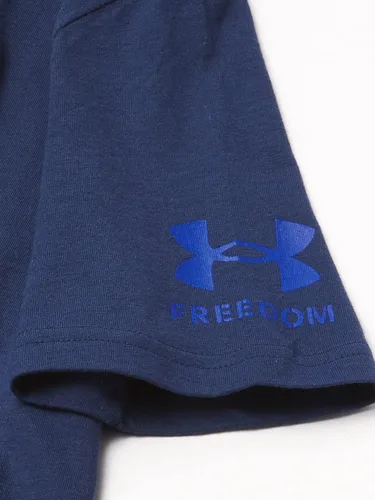 Vista 4 de Under Armour Boys' New Freedom Chest Flag Tshirt