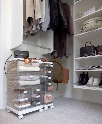 Vista 7 de iDesign The Sarah Tanno Collection - Carrito organizador grande de cosméticos apilable de 7 cajones, transparente/blanco