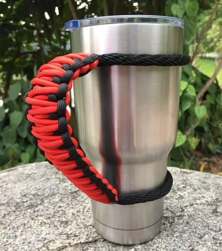 Vista 13 de Mango de Paracord hecho a mano para vaso Yeti/Rtic/Ozark Trail Rambler de 30 onzas (negro)