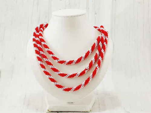 Vista 5 de HANDMADE 3 strand bohemian wrap necklace Extra long Original beaded lariat red white accessories