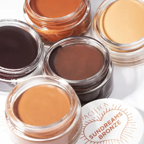 Vista 3 de Pacifica Bronzer - Sun Dreams - Resaltador en crema bronceadora mate, contorno hidratante y edificable con extractos florales, sin talco, vegano