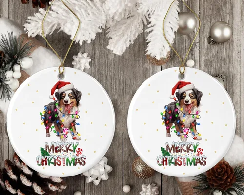 Vista 2 de Adorno de pastor australiano, adorno de Feliz Navidad, regalo de adopción de perro, adorno de primera Navidad, recuerdo del perro, adornos