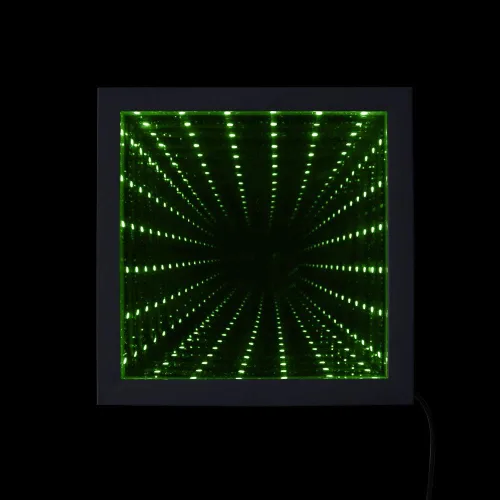 Vista 4 de The Geeky Days Espejo de Pared LED Infinity con Marco y Luz LED de Cambio de Color Múltiple (38x38cm)