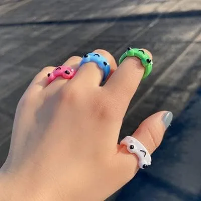 Vista 2 de LIU JUN Juego de 4 anillos de rana para mujer, lindo juego de anillos apilables Y2K de resina acrílica de arcilla gruesa y vintage, anillos