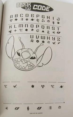 Vista 4 de LiloandStitch "Here for The Music" Libro para colorear y actividades - 80 páginas