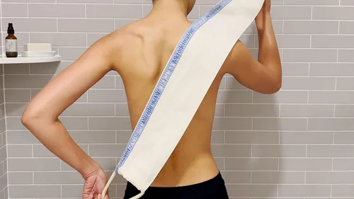 Vista 2 de MicrodermaMitt Exfoliante profundo para la espalda, exfoliante de espalda y ducha de primera calidad y removedor de piel muerta, exfoliante turco