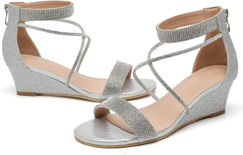Vista 4 de DADAWEN Sandalias de cuña baja con diamantes de imitación y punta abierta para mujer, con correa en el tobillo, zapatos de tacón para fiesta o boda