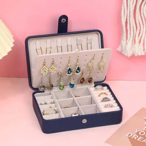 Vista 7 de Joyero pequeño, mini estuche de almacenamiento de joyas de viaje, organizador de joyas portátil para anillos, aretes, collares, regalo para mujeres
