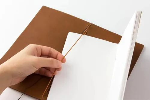 Vista 3 de Midori Cuaderno del viajero (Recarga 003) en blanco