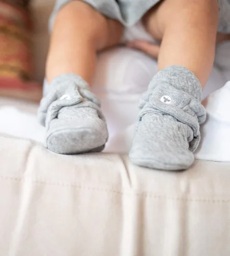Vista 5 de Burts Bees Baby Unisex Baby - Baby Booties Organic Cotton Adjustable Infant Shoes Slipper Sock