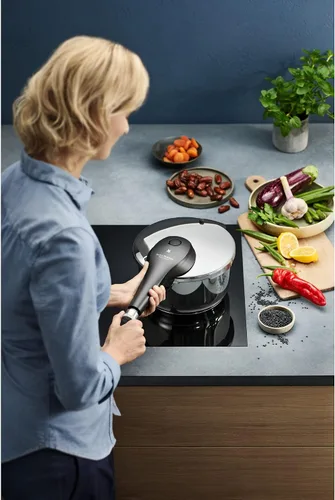 Vista 18 de WMF Perfect Premium - Olla a presión todo en uno de acero inoxidable pulido, 2 niveles de cocción, perilla giratoria todo en uno, apta