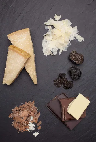 Vista 3 de Microplane Professional Series - Afeitadora de queso parmesano de acero inoxidable