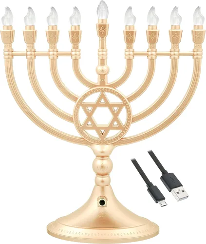 Vista 5 de The Dreidel Company Menorá de Hanukkah eléctrica LED tradicional de oro rosa - Funciona con batería o USB - Incluye un cable de carga micro USB de 4