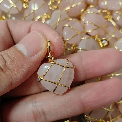 Vista 4 de MGBISYI Collar de castillo de diamantes de moda, collar de corazón de piedra de nacimiento para mujeres y niñas (2 piezas), Cadena de cristal