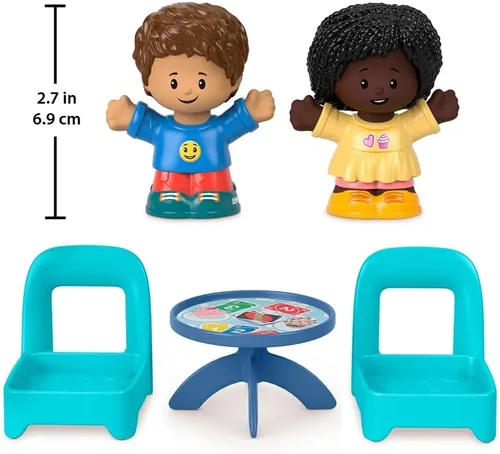 Vista 5 de F-Price Fisher-Price - Juego de figuras de juego de cartas Little People, HHR45 ~ Incluye 2 figuras de gente pequeña, 2 sillas y una mesa