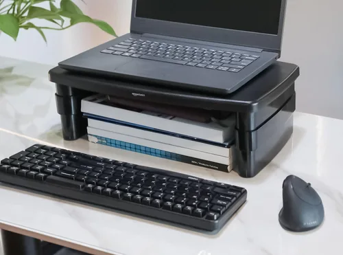 Vista 8 de Amazon Basics Soporte elevador de escritorio rectangular de altura ajustable para monitor de computadora con almacenamiento para reducir la tensión