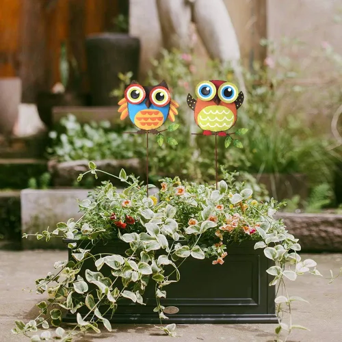 Vista 4 de Juego de 2 estacas de metal con diseño de atracción, decoración de búho para interiores y exteriores, decoración de búho para patio, césped, jardín