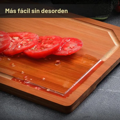 Vista 8 de HIWARE Juego de 4 Piezas de Tablas de Cortar Extra Grandes de Madera - Tablas de Cortar de Bambú para Preparación de Comidas y Servicio