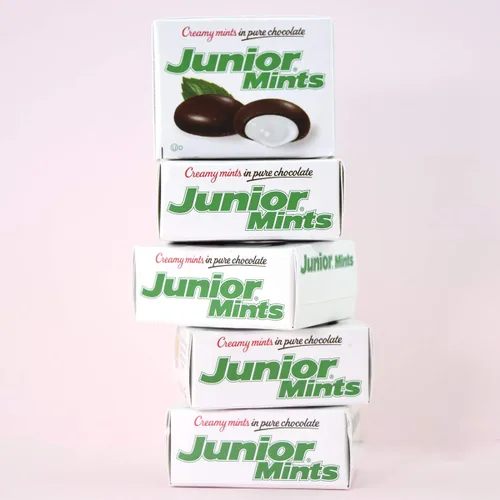 Vista 5 de Tootsie Roll Mentas cremosas junior en chocolate puro, mini cajas, 72 unidades, 31.68 onzas