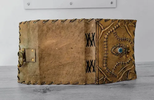 Vista 8 de Leather Crafter's Libro de hechizos Hocus Pocus, libro de hechizos, decoración de Halloween, diario de cuero, libro de sombras, regalos de Navidad