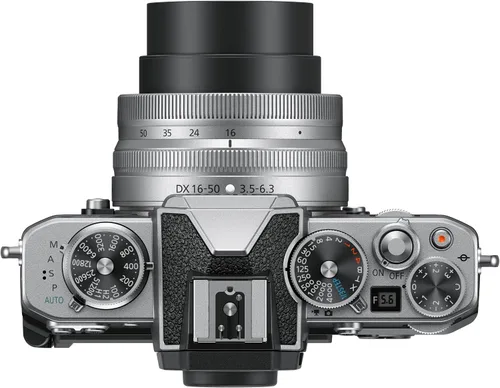 Vista 4 de Nikon Z fc - Cuerpo de cámara sin espejo con formato DX Nikkor Z DX 0.630-1.969in f3.5-6.3 VR - Negro (modelo internacional)