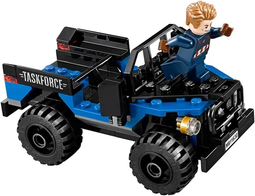 Vista 2 de Persecución de la pantera negra, colección superheroes de Marvel, Lego modelo 76047