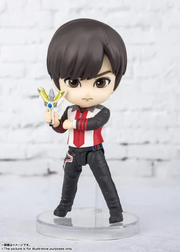Vista 4 de TAMASHII NATIONS - Ultraman Trigger - Kengo Manaka, Bandai Spirits Figuarts mini figura de acción