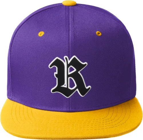 Vista 105 de Daxton Gorra clásica con visera de billete plano con letras del alfabeto inglés antiguo de la A a la Z
