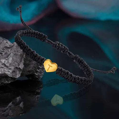 Vista 2 de Pulsera personalizada de 26 iniciales chapada en oro de 18 quilates pulsera tejida con dije de corazón delicado T talla única