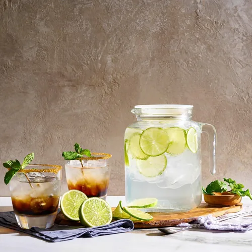 Vista 2 de Hermetic Seal - Jarra de vidrio con tapa hermética y boquilla, jarra de agua de 68 onzas para jugo casero, té helado, leche, café frío, limonada