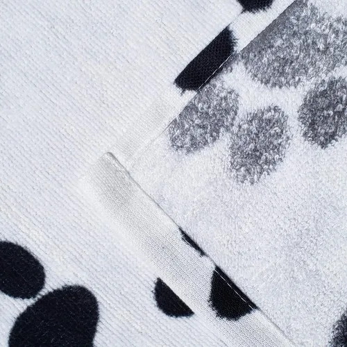 Vista 3 de Softerry 1000 Dogs Paw Printed Beach Towel 30 x 60 inches (Black White, 30" x 60")