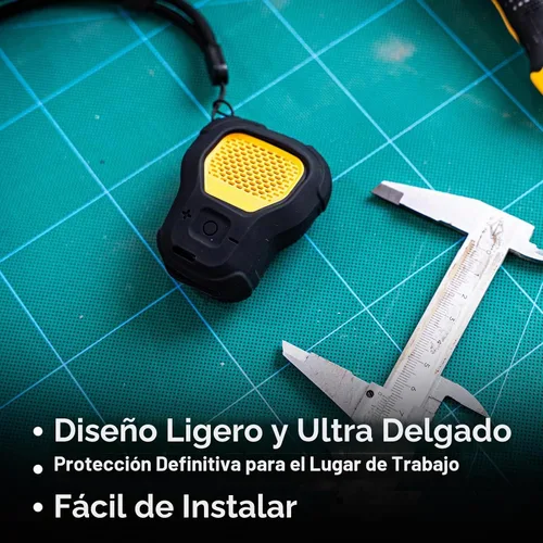 Vista 2 de CYBERGUYS Funda de Silicona para Altavoz Bluetooth Portátil DEWALT, Cubierta Protectora Duradera a Prueba de Golpes Antideslizante para Mini Altavoz