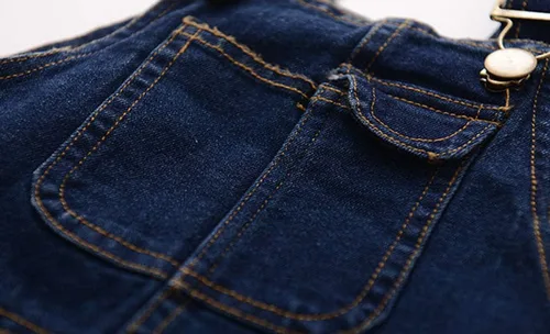 Vista 6 de Overol de mezclilla con tirantes ajustables para niños de 4 a 13 años