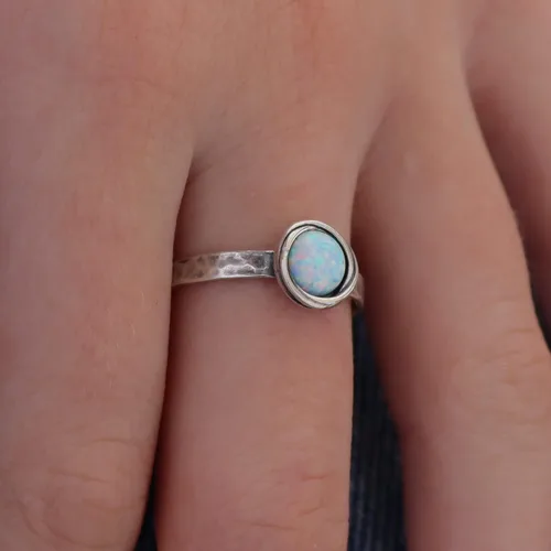 Vista 56 de Anillo de plata de ley con piedras preciosas para mujer, anillo apilable de piedra martillada, anillo de piedra natal