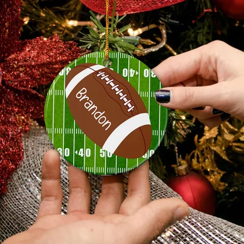 Vista 3 de Adornos personalizados de cerámica de fútbol americano, recuerdo de adorno de Navidad de jugador de fútbol americano, regalo para atletas
