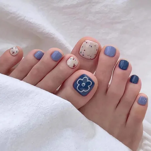 Vista 50 de Uñas postizas acrílicas artificiales negras para los dedos de los pies, ataúd a presión con diseños de flores blancas, uñas postizas reutilizables
