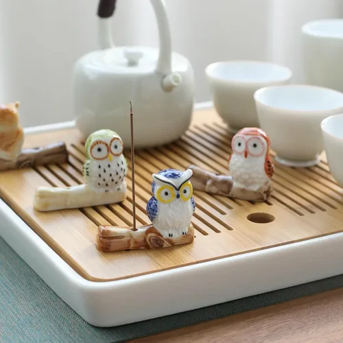Vista 8 de Juego de 2, mini gatito japonés con perro, hecho a mano, de cerámica blanca, soporte para incienso o quemador de incienso, bandeja para decoración