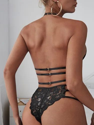 Vista 2 de SOLY HUX Lingerie for Women Floral Lace Criss Cross Lingerie Set Bra and Panty