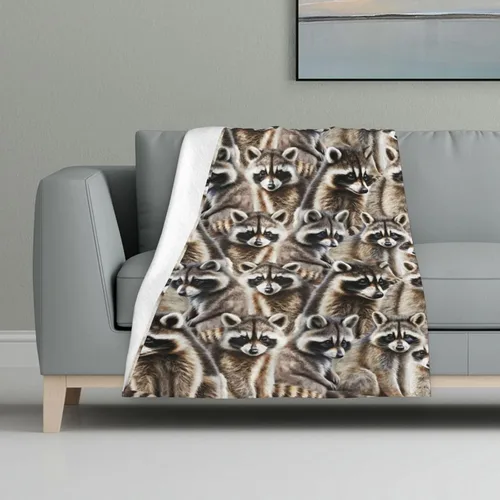 Vista 2 de Manta de franela de 40 x 30 pulgadas con temática de mapaches, manta suave para siesta en el hogar, oficina, para niños, niñas, mujeres, amantes