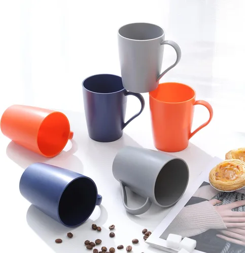 Vista 3 de Juego de tazas de café de plástico de 12 onzas, 3 colores básicos Irrompible, con asa, reutilizable, apto para lavavajillas