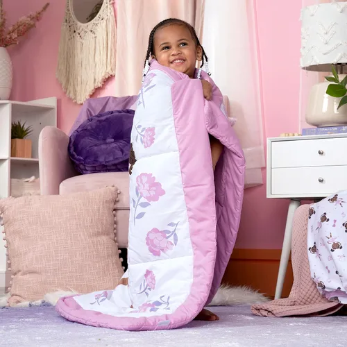 Vista 3 de Little Muffincakes Zhara Manta acolchada para niños pequeños, estampado de bailarina y flores, 42.0 x 34.0 pulgadas, 18 meses en adelante, rosa
