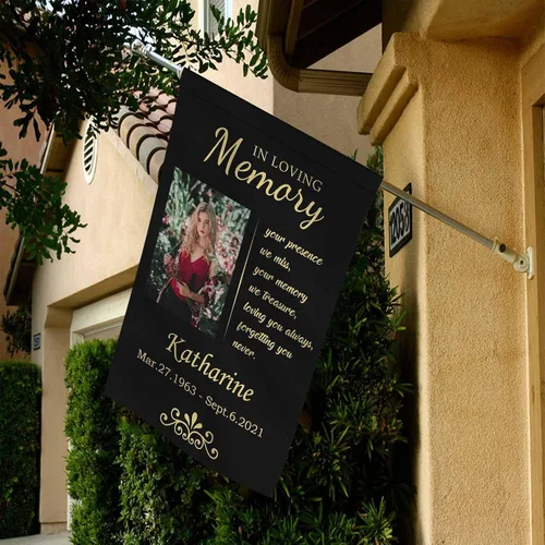 Vista 5 de MyPupSocks Banderas de jardín de memoria personalizadas, bandera conmemorativa personalizada con fotos en memoria amorosa, bandera de cementerio