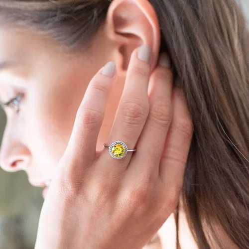 Vista 2 de PAVOI 14K Gold Plated Crystal Birthstone Rings Rings For Women