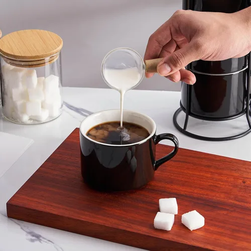 Vista 4 de Juego de 4 tazas de café apilables de 10 onzas con soporte de Negro