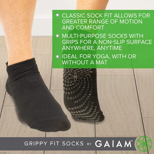 Vista 4 de Gaiam Yoga Socks -Non Slip Fitness Sock Grips for Women & Men Ideal for Home Use & All Types of Yoga, Barre, Dance,Black