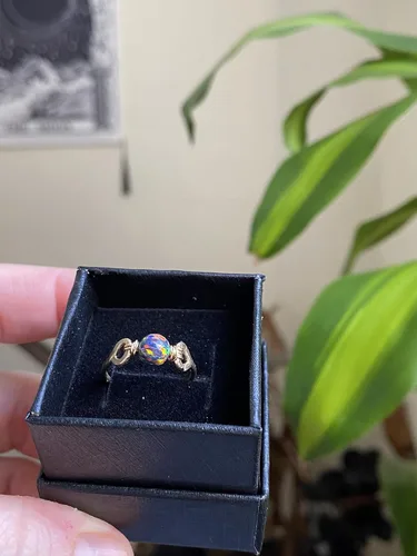 Vista 5 de Anillo de cuentas de ópalo de fuego negro de 0.236 in en acero inoxidable, plata, bronce, cobre, hierro negro, titanio, niobio, oro de 14 quilates