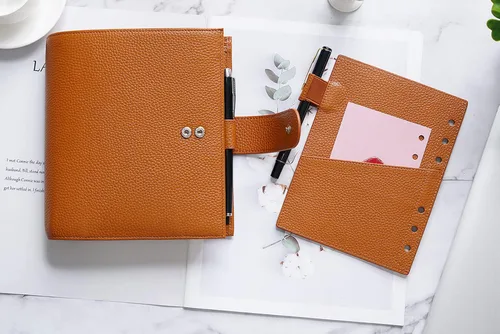 Vista 7 de Moterm Planificador de anillos de lujo para todo el personal – Organizador de carpeta de cuero genuino (naranja quemado, anillo de 1.181 in)
